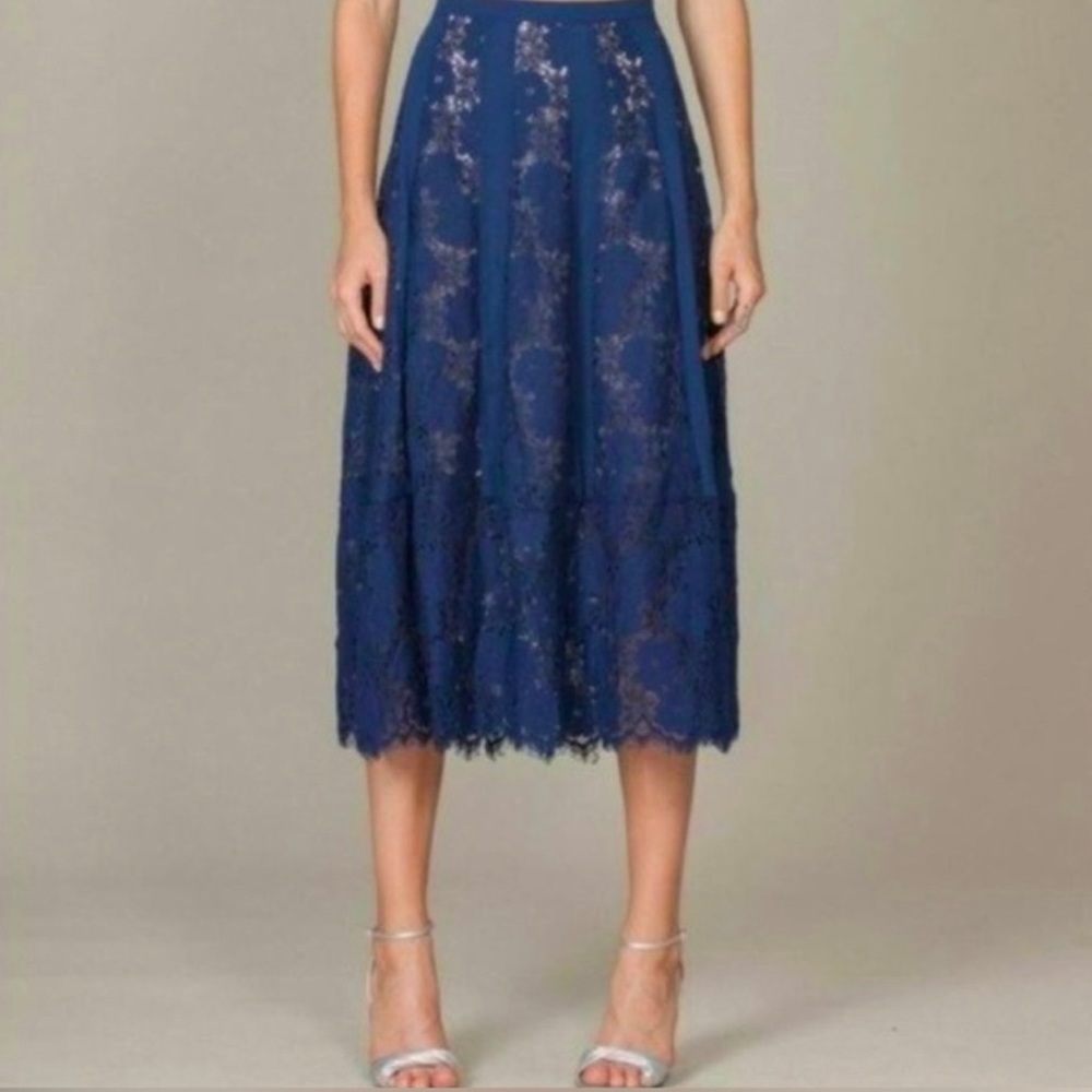 NWT Foxiedox skirt..beautiful lace detail! Pair with body suit or crop!